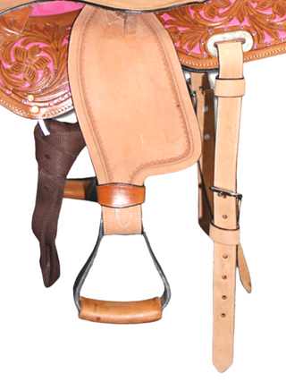 pink western saddle fender